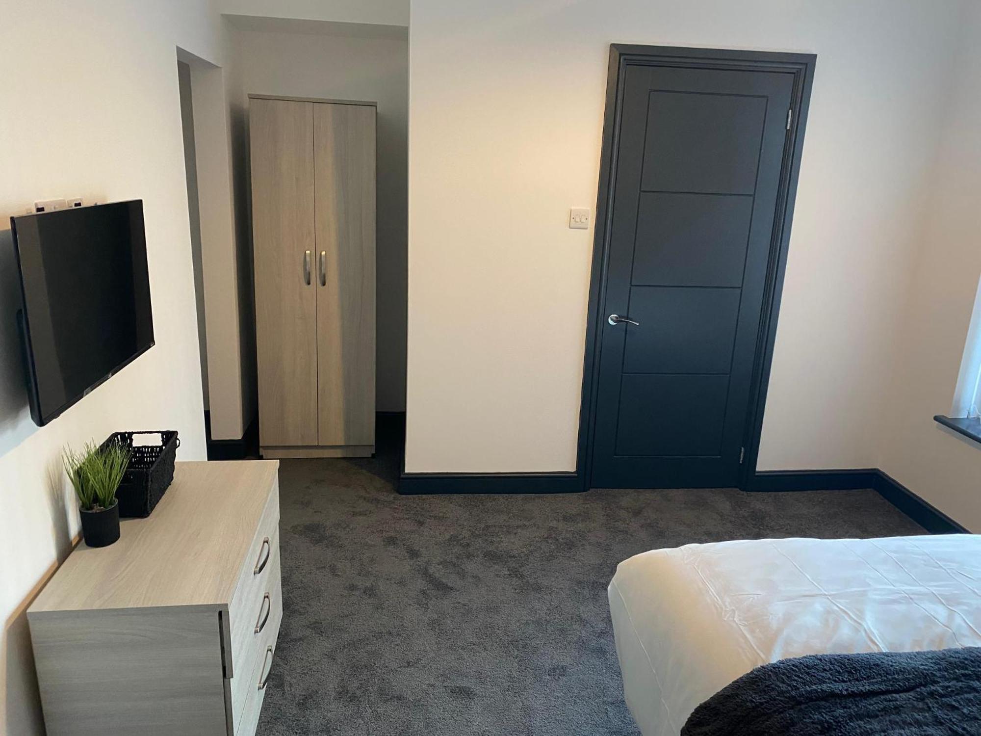 Houghton Guest House 1 Stoke-on-Trent エクステリア 写真