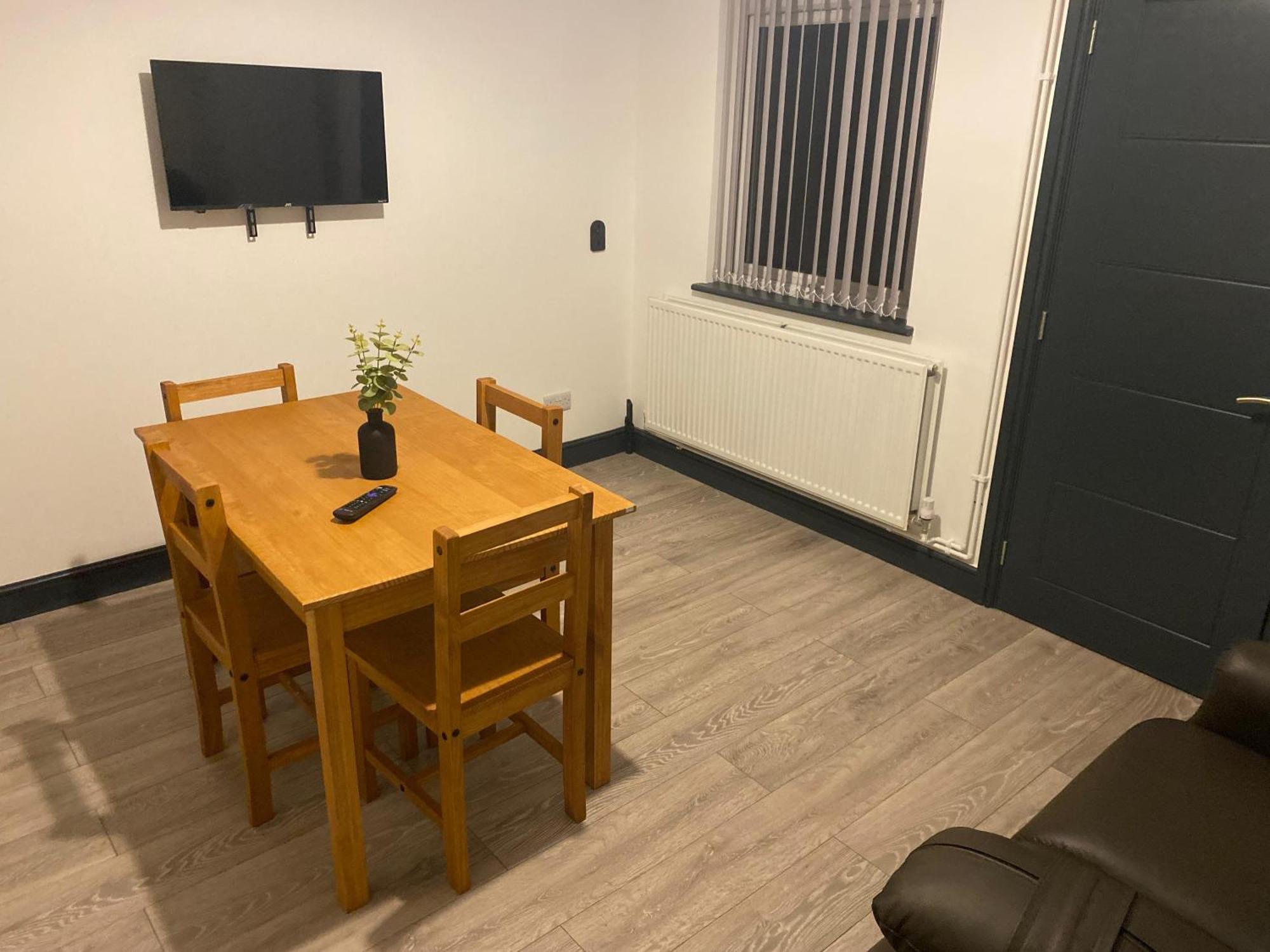 Houghton Guest House 1 Stoke-on-Trent エクステリア 写真