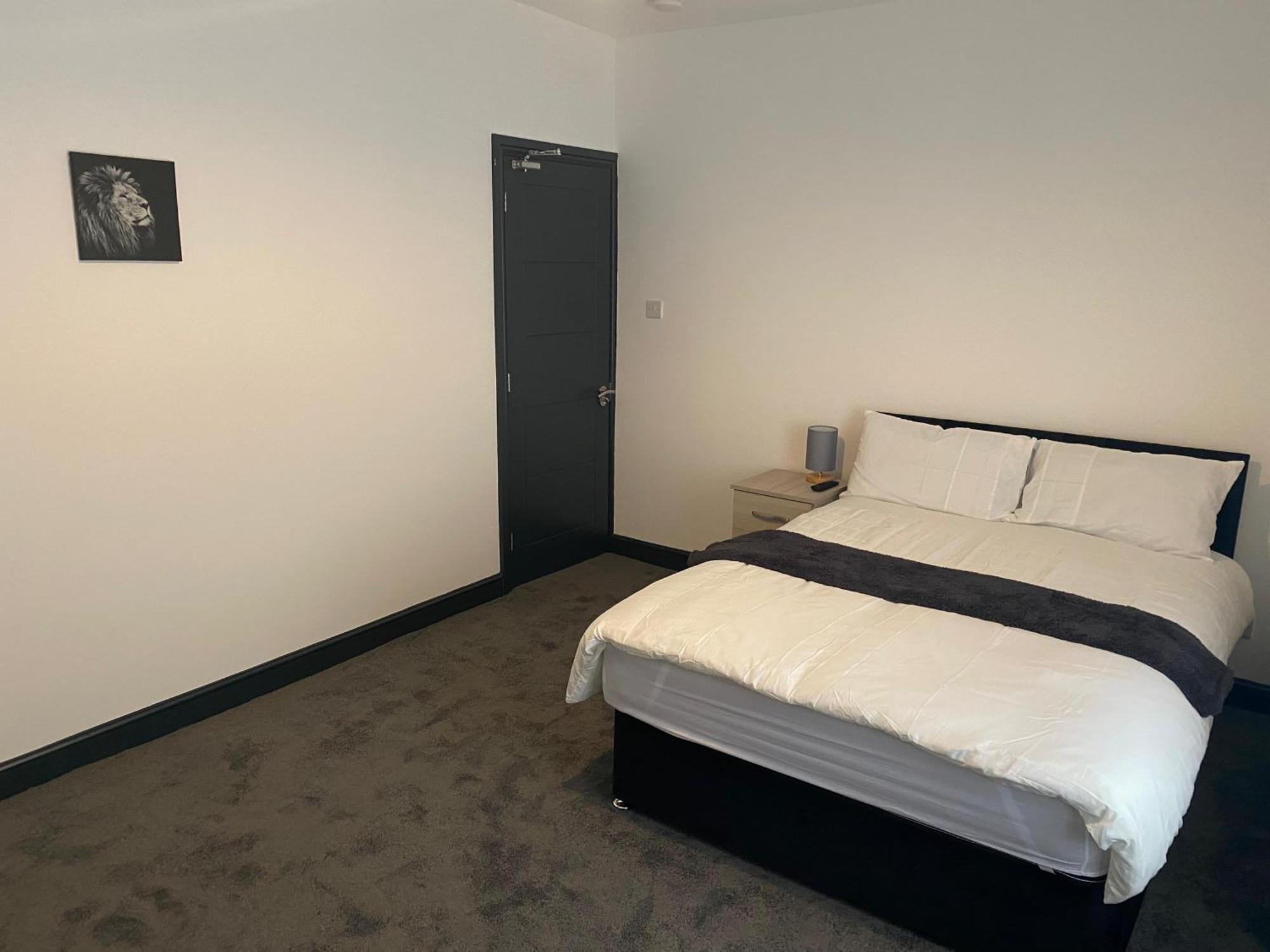 Houghton Guest House 1 Stoke-on-Trent エクステリア 写真
